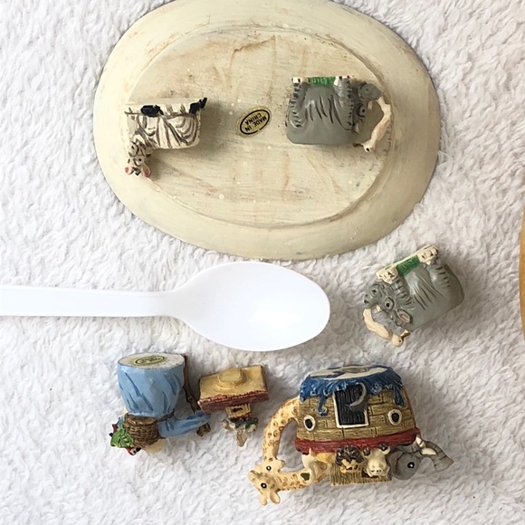 3/$15: Noah's Arc Mini Tea Set - Picture 3 of 5